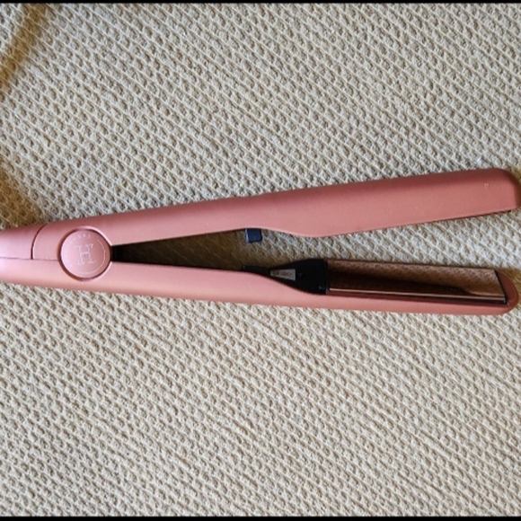 Hauteness Two in One Twist Premium Straightener - Picture 4 of 8
